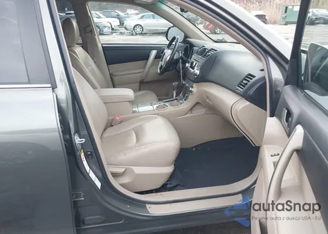 2012 Toyota Highlander Se V6 from USA, damaged, VIN 5TDBK3EH1CS140918